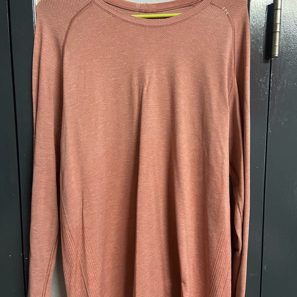lululemon long sleeve shirt